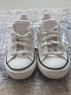 Converse Kids White With Polka Dots Low Top Sneakers